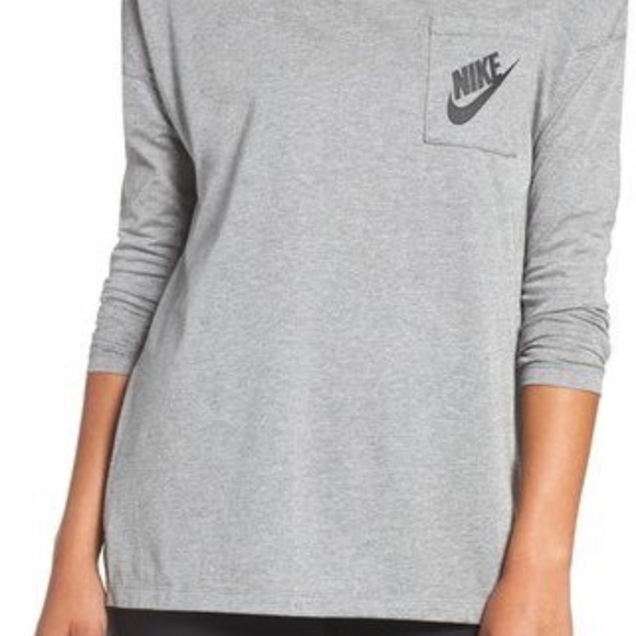 nike women's long sleeve tee